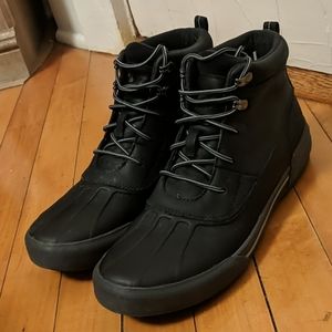 Clark's women's Gilby McKinley boots, black